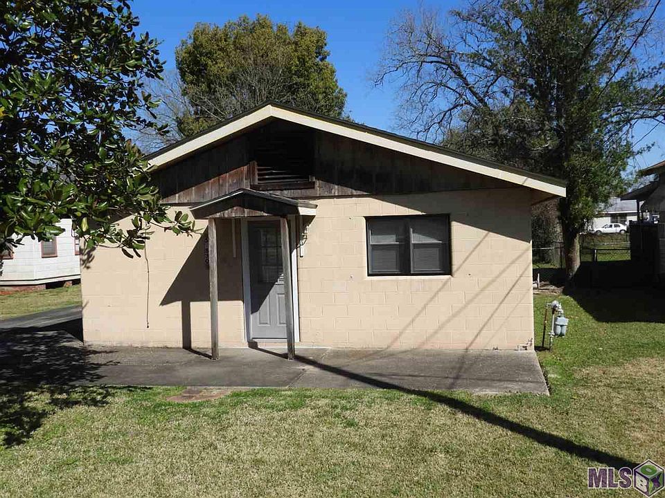 1st image of 57830 Homestead Dr