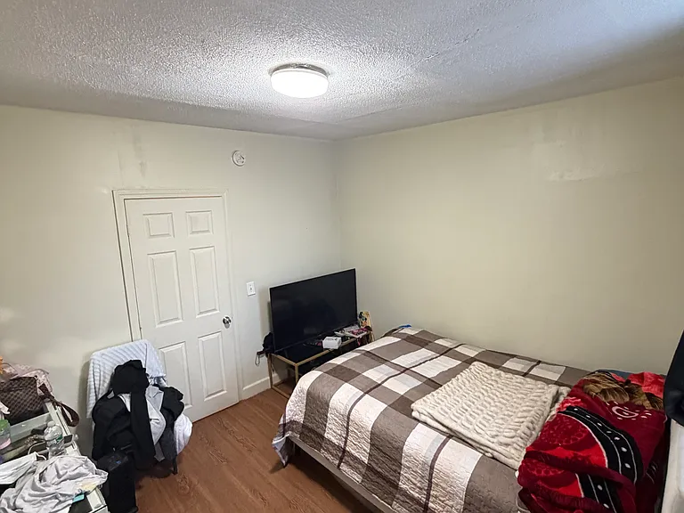 222 Amory St #3 — Photo 2