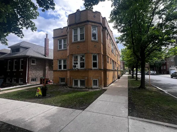 2854 W Grace St, Chicago, IL 60618