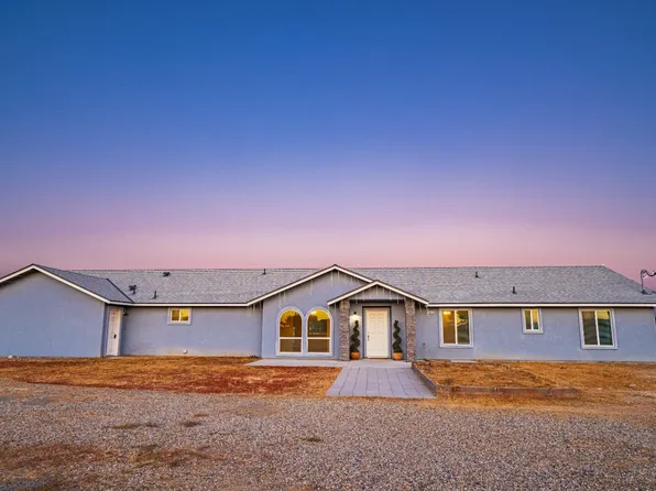 16479 Mark Rd, Madera, CA 93636