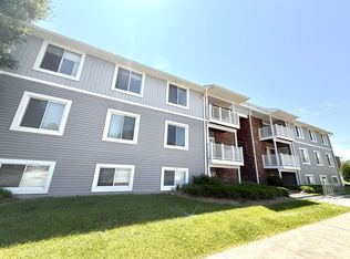 1210A University Ter, Blacksburg, VA 24060