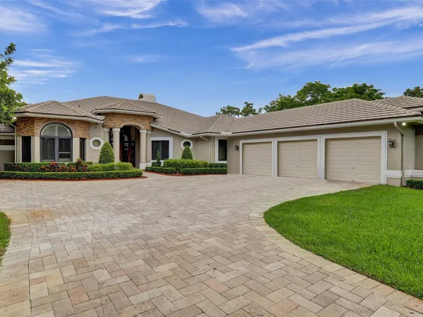 7520 NW 50th Court, Coral Springs, FL 33067