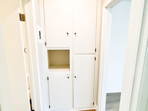 5th image of 1724 Butler Ave APT 7