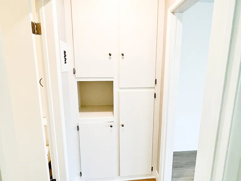 1724 Butler Ave #7 — Photo 5
