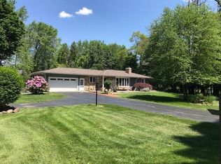 464 Vosburg Rd, Webster, NY 14580