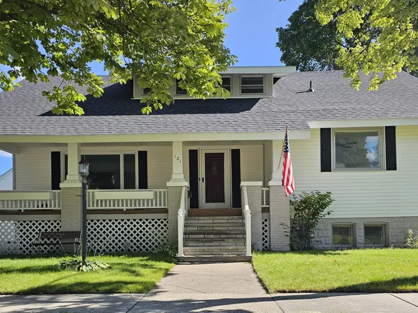 121 Liberty St, Alpena, MI 49707