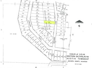 8189 Fox Squirrel Ln #323, Stanwood, MI