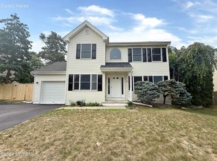 112 Lubbers Lane, Manahawkin, NJ 08050