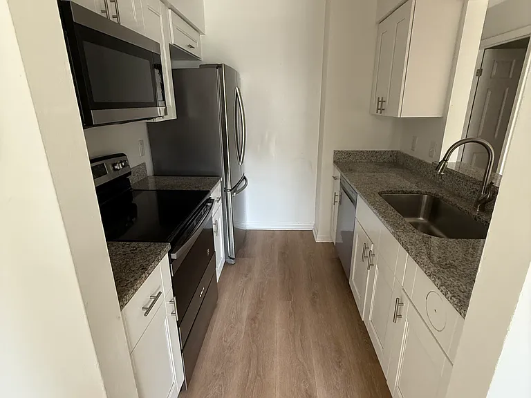 3916 Buchanan Dr — Photo 8