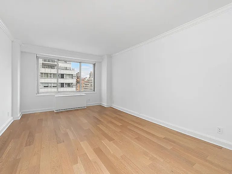 254 E 68th St #27E — Photo 13