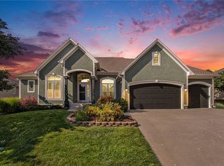 23528 W 72nd Ter, Shawnee, KS 66227