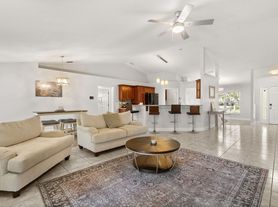 4577 Yorkshire Ln, Kissimmee, FL