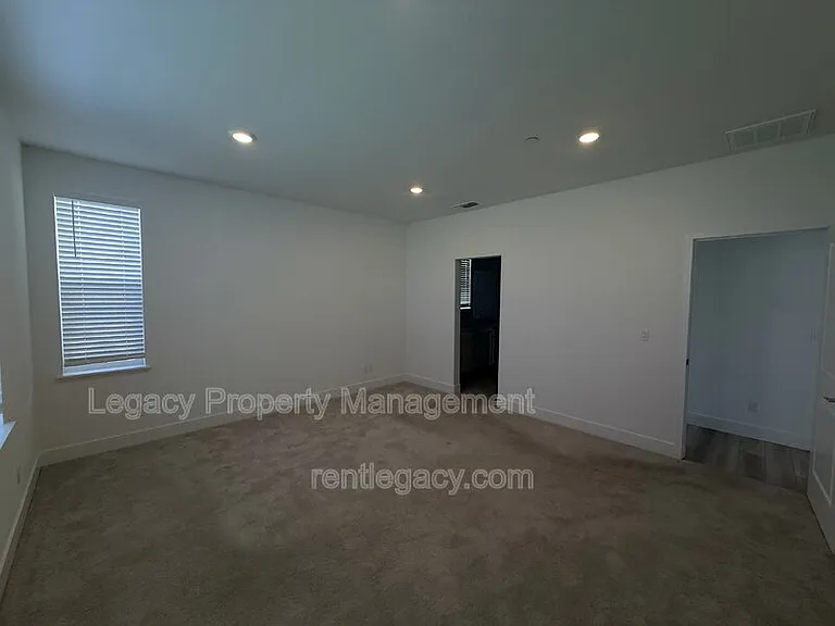 8332 Taylormade Way — Photo 20