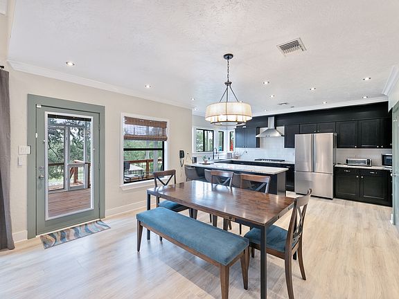 5th image of 303 Watts Ln