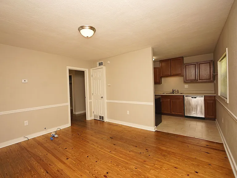 503A McKinney St #SR — Photo 8