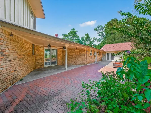 701 Saint Lawrence River Rd, Montgomery, TX 77316