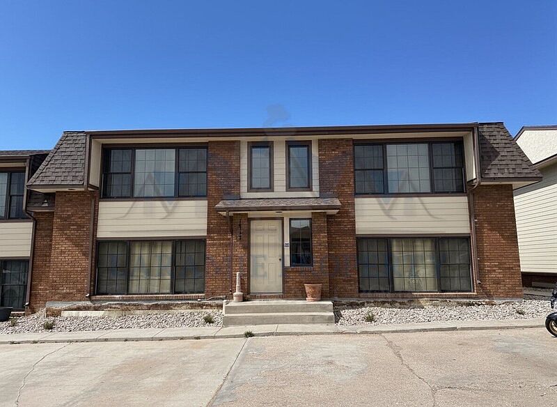 1st image of 1717 Fetterman Dr APT 4