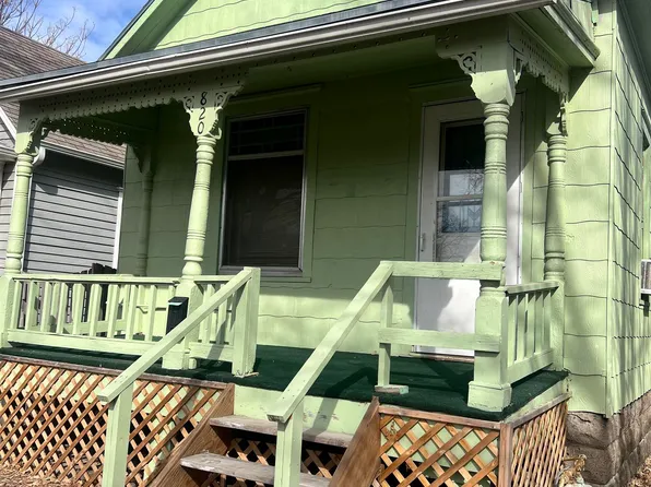 820 Charleston St, Lincoln, NE 68508