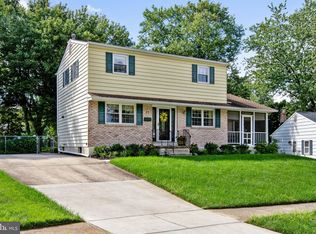 36 Winburne Dr, New Castle, DE 19720