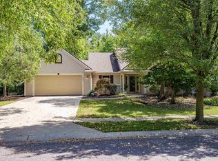 3221 Treebark Ln, Fort Wayne, IN 46804