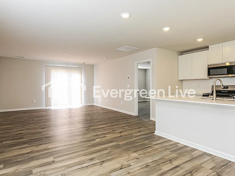 105 Stokely Way — Photo 4