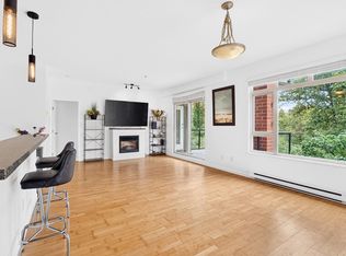 100 Capilano Rd #304, Pt Moody, BC V3H 5M9