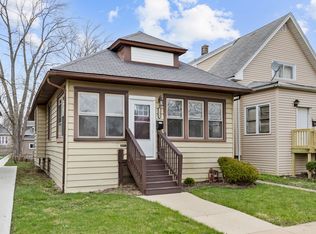 1328 W 98th St, Chicago, IL 60643
