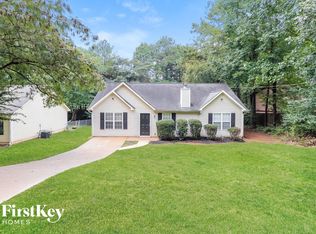 11035 Shannon Cir, Hampton, GA 30228