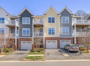 2420 Winthrop Dr, Charlottesville, VA 22911