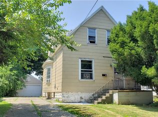 30 Callodine Ave, Amherst, NY 14226