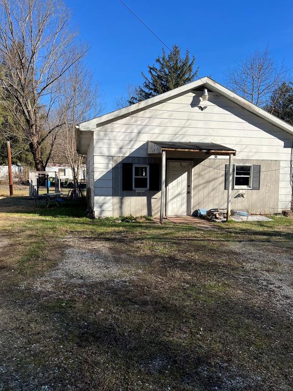 Real estate listing image