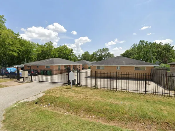9428 Coffee St #2, Houston, TX 77033