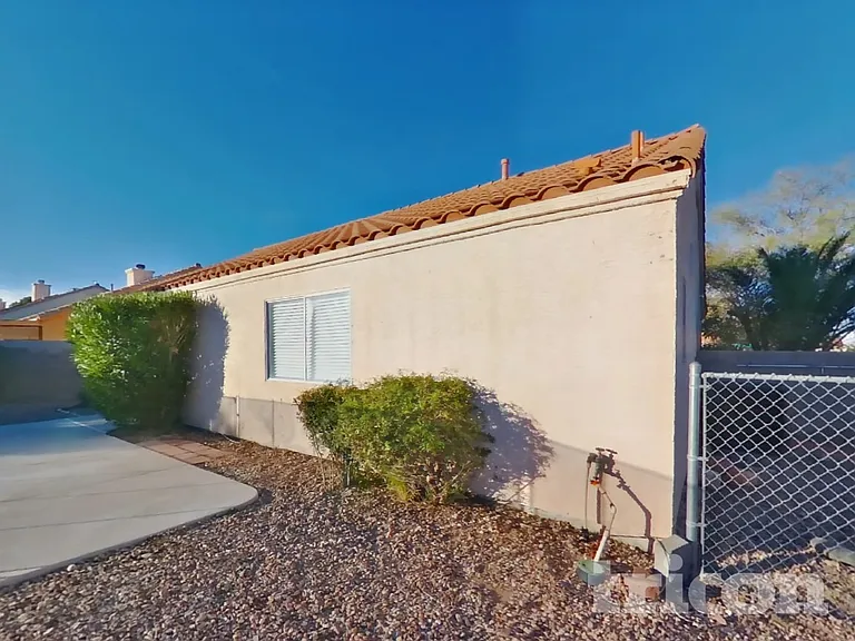 604 Lively Fiesta Way — Photo 17