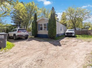 219 Grant St #136, Saskatoon, SK S7N2A5