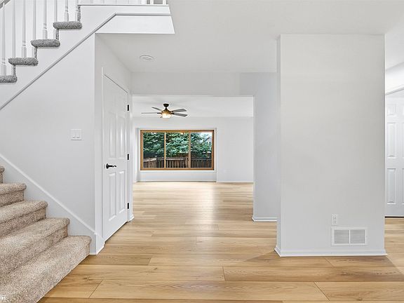 4th image of 508 3rd Ave NW