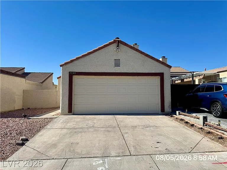 7749 Success Ct — Photo 33