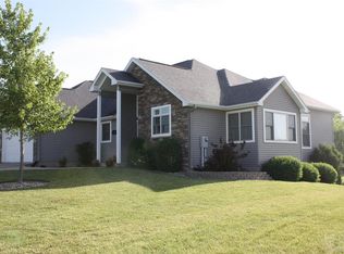 210 Utrecht Laan, Pella, IA 50219