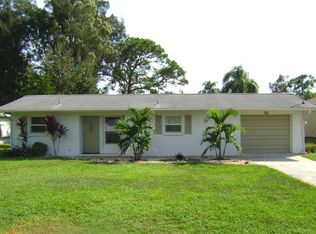 220 Hibiscus St, Nokomis, FL 34275