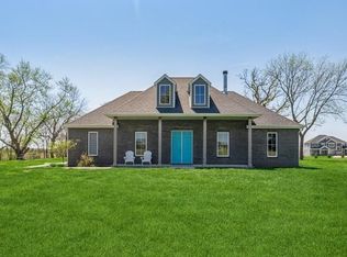 429 S 20th Ave W, Newton, IA 50208