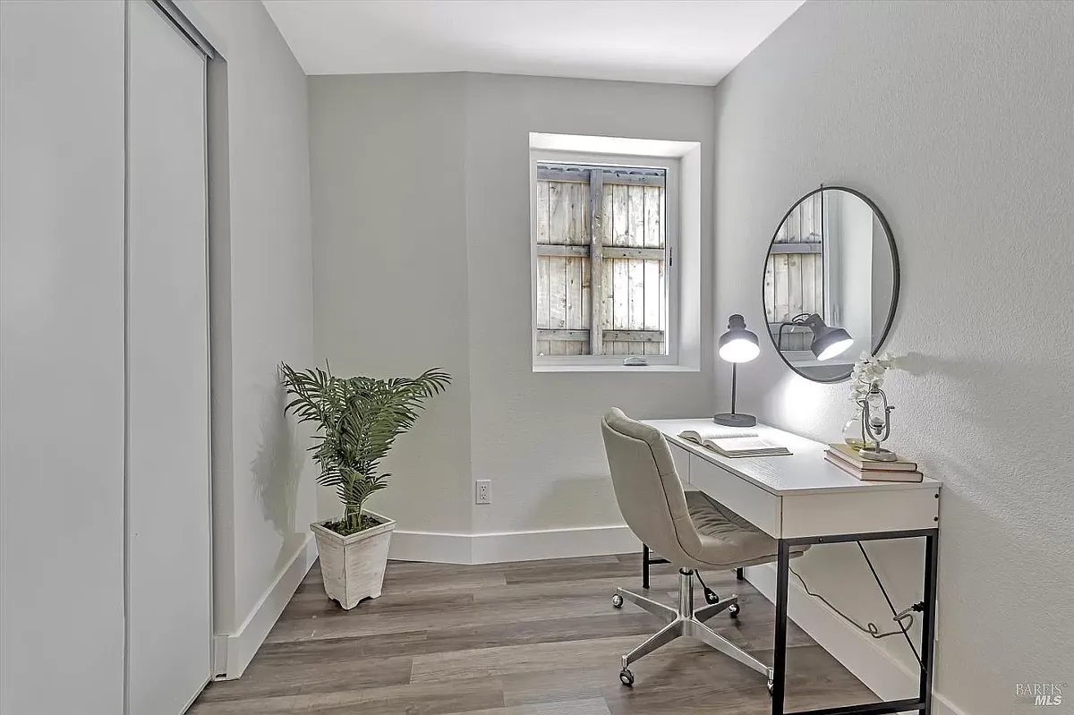 Working space in first bedroom. - 3836 West St