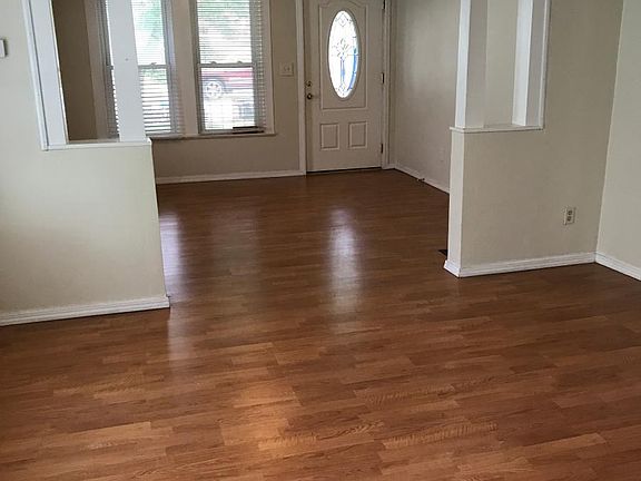 4th image of 2604 W 45th Ave