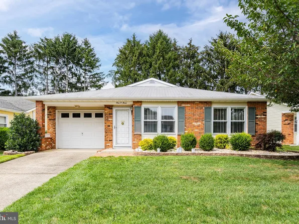 103 Lauren Ln S, Brick, NJ 08723