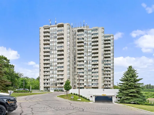 20 McFarlane Dr #705, Halton Hills, ON L7G 5J8