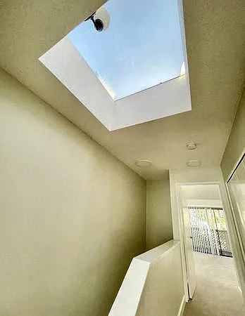 Cambridge Court Townhomes — Photo 11