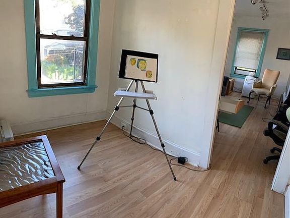 Spare room or 3rd bedroom off of living room