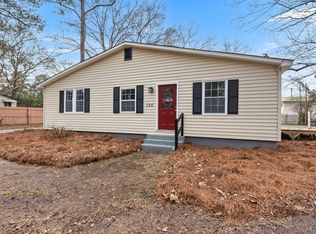 135 Forest Ave, Bonaire, GA 31005