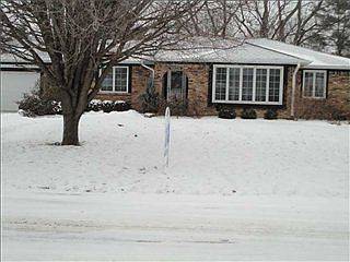 2nd image of 6921 Yellowstone Pkwy