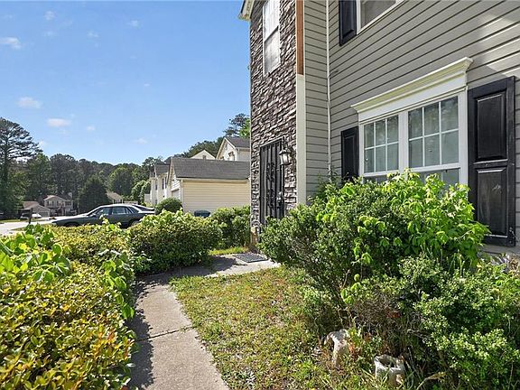4th image of 435 Burdett Ridge Ct