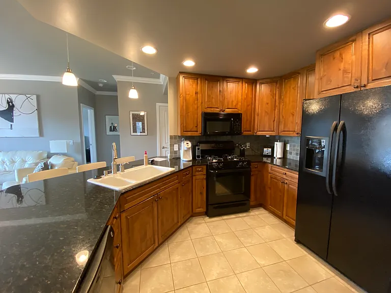 6005 Saint Moritz Dr #B — Photo 5