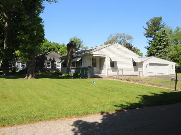 19511 Eaton Ave, South Bend, IN 46637